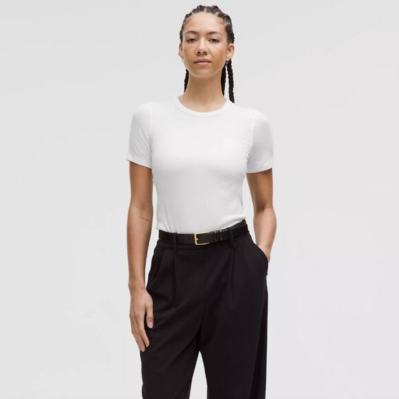 NWT! Lululemon 'Hold Tight' Short-Sleeve Shirt White Size 6 SOLD OUT - Picture 2 of 5